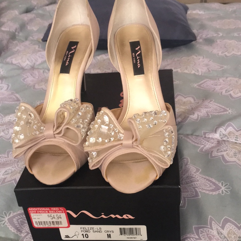Crystal pumps